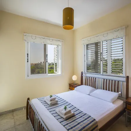 Villa Amber By The Sea